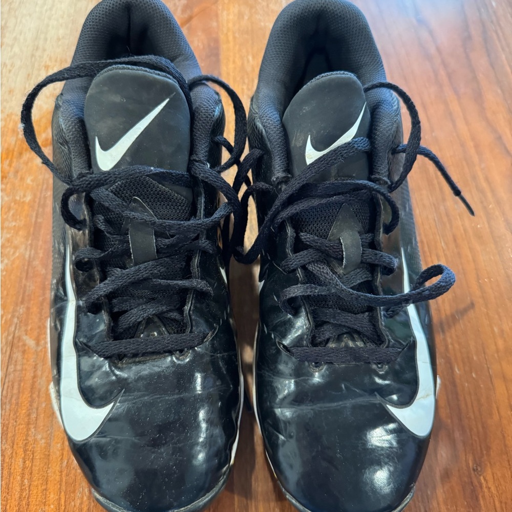 Nike Kids Black Athletic Shoes Football Cleats 7